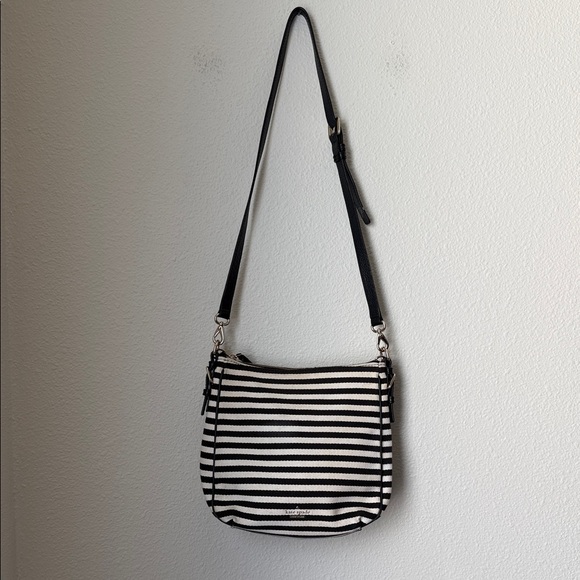 kate spade Handbags - Kate Spade Cobble Hill Stripe Shoulder Bag
